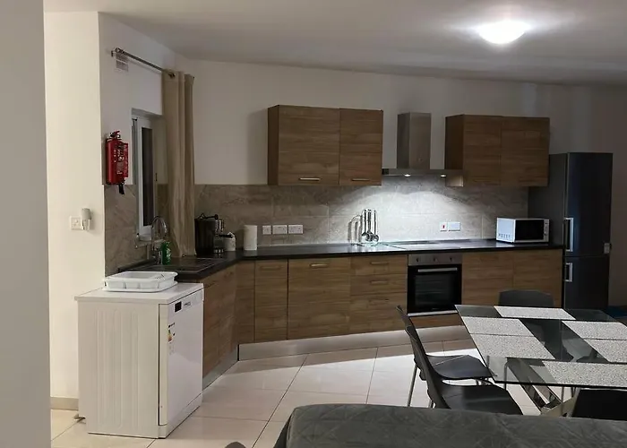 Apartment Beautiful Penthouse St Julian's San Ġiljan