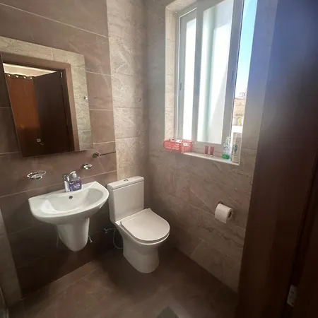 Beautiful Penthouse St Julian's Сент Джулианс