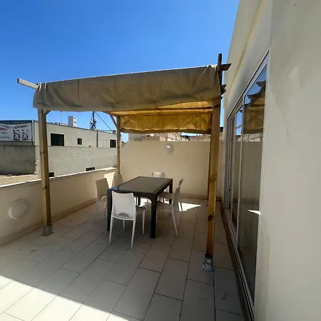Beautiful Penthouse St Julian's Lägenhet *